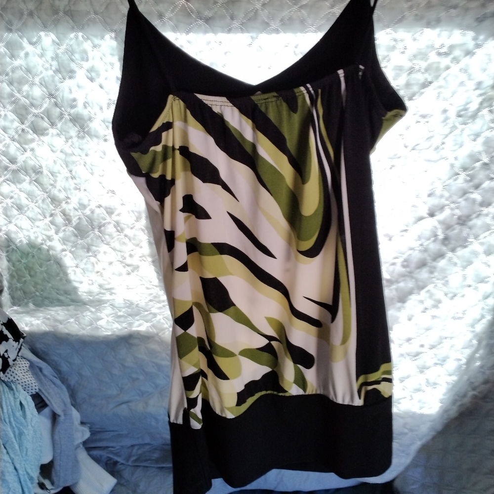 Tank top - Picture 2 of 2